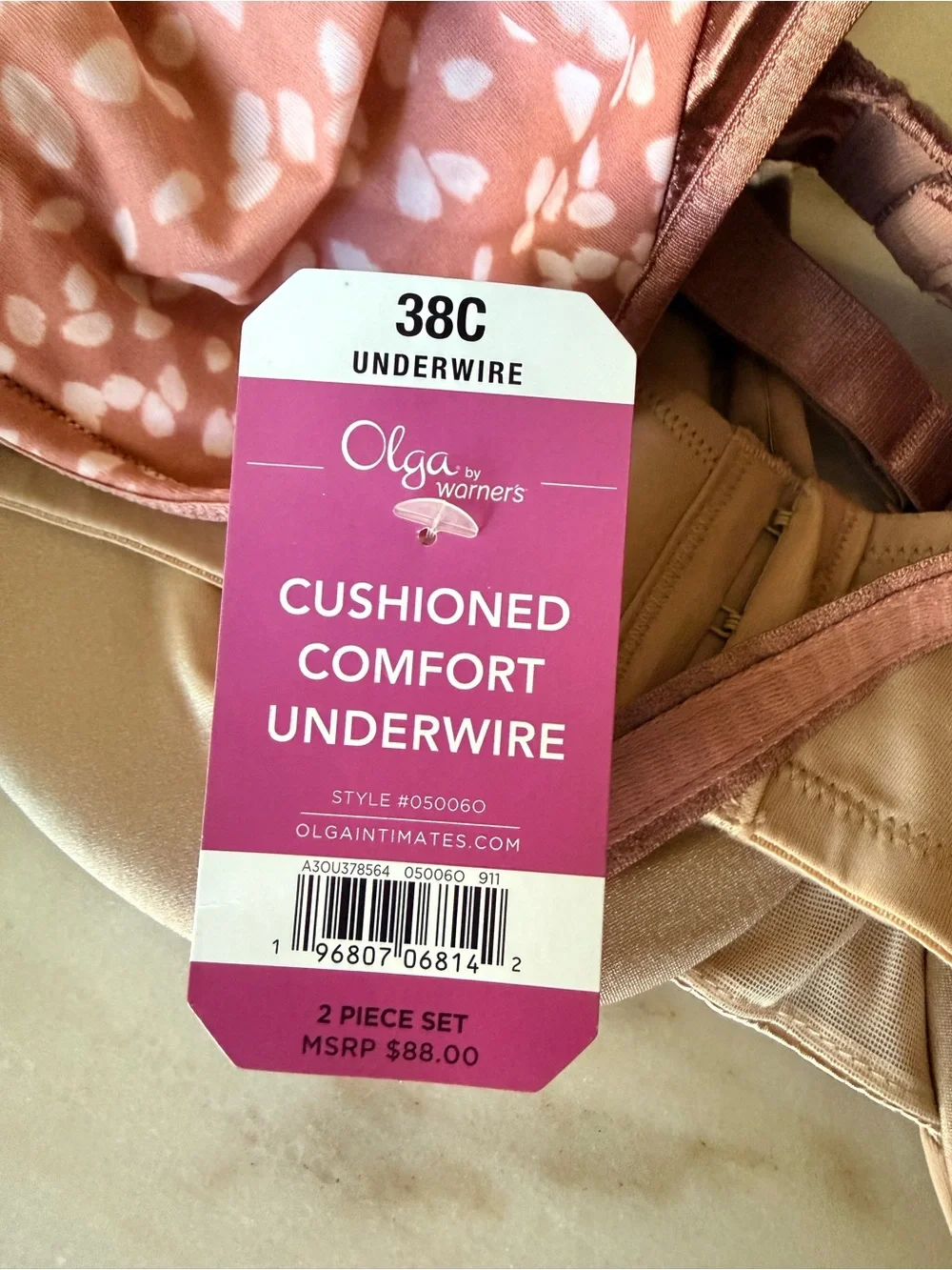 4 lot! NWT Olga Assorted Printed & Solids bras - 38C - Picture 3 of 6